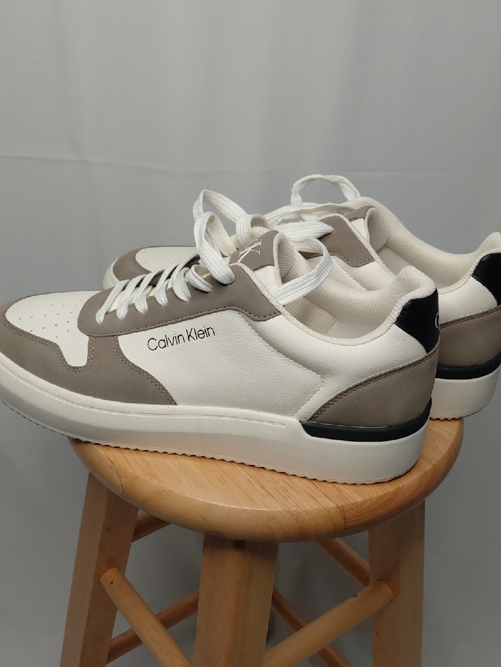 Calvin Klein Men's White and Taupe Low-Top Sneakers